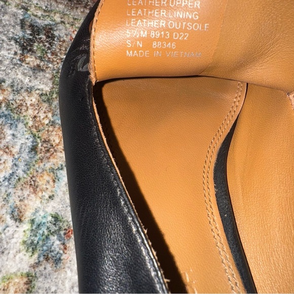 TORY BURCH LEATHER MINI BENTON LOAFERS GOLD CHAIN CHARM BLACK 5.5M” - Picture 7 of 7